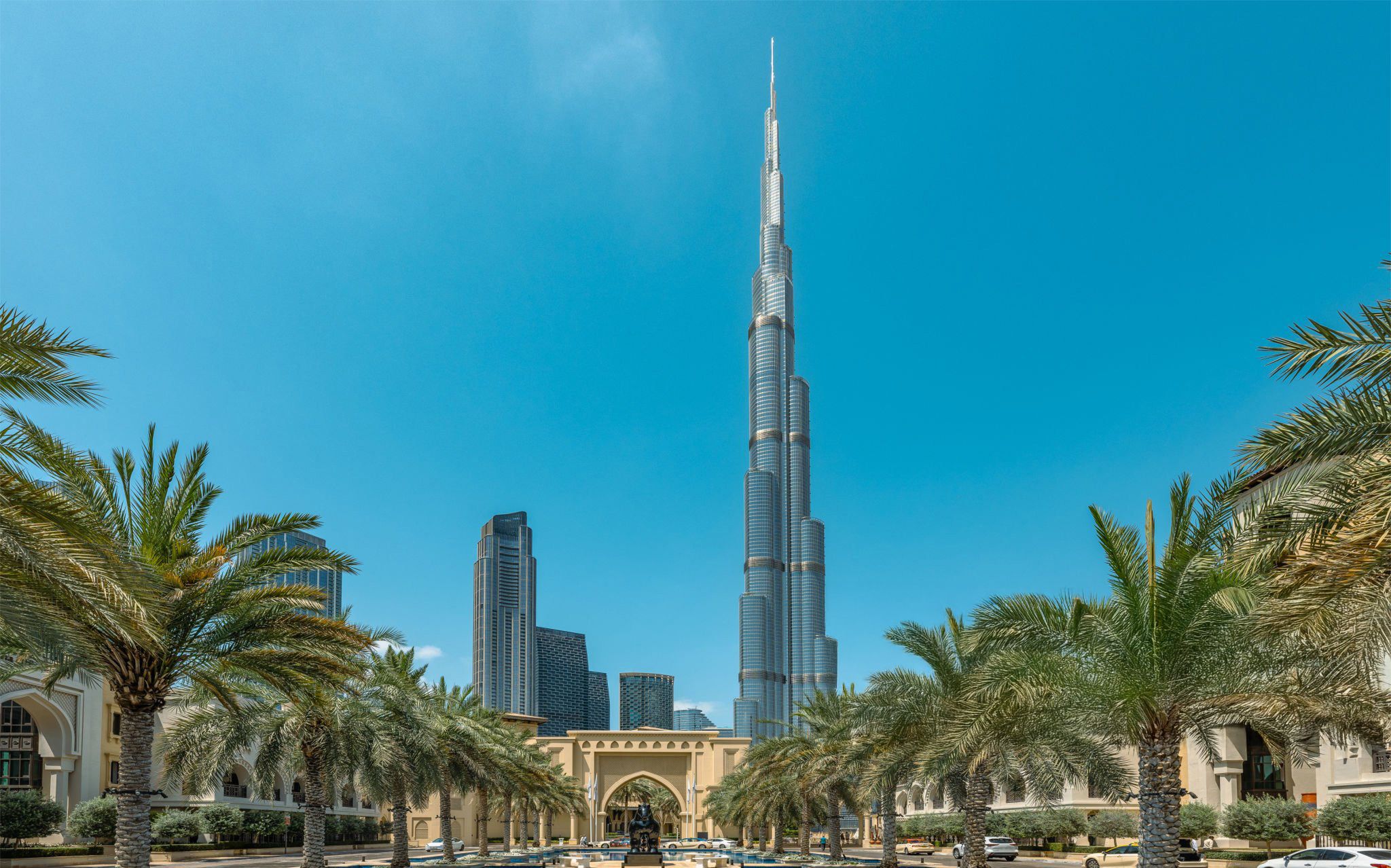 UNIQUE HOLIDAYS Banner